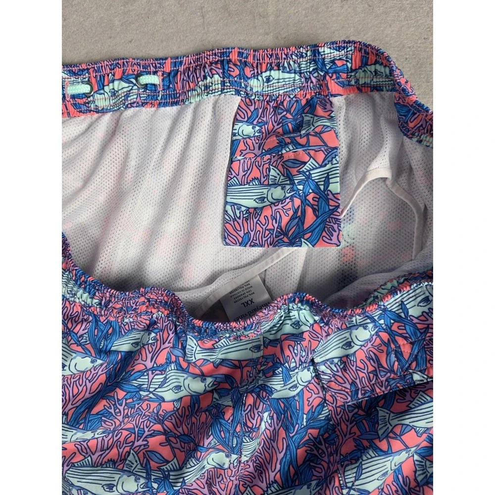 Men's Vineyard Vines Swim Trunks XXL Fish AOP Mesh Lined Pockets Boating Summer